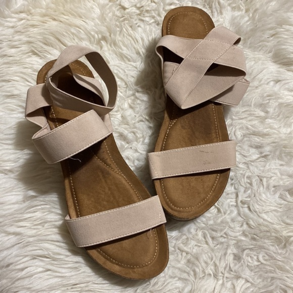Madden Girl Nude Zoeyy Wedge Sandals Size 10 In Nude Gem